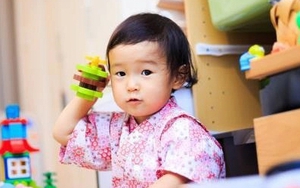 Dựa vào trực giác, hãy chọn xem đứa trẻ nào có vẻ thông minh nhất - Câu trả lời hé lộ tương lai con bạn 