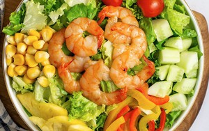 Gợi ý các món salad "giải ngán" từ những nguyên liệu nhà ai cũng có dịp Tết