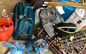 Trở lại thành phố sau Tết, sinh viên khoe được bố mẹ gói cả "chợ quê" trong balo theo cùng, đồ ăn chất như đống núi