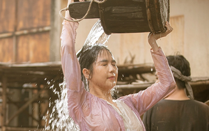 Loạt cảnh gây sốc ở 'Chị chị em em 2': Ngọc Trinh hở bạo ngay đầu phim, vậy mà vẫn chưa phải ‘nóng mắt’ nhất!