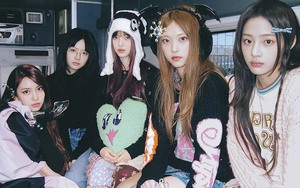 NewJeans đạt danh hiệu ‘nhóm nhạc triệu bản’ nhanh nhất K-pop