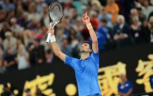 Djokovic đánh bại Tsitsipas, vô địch Úc mở rộng 2023 