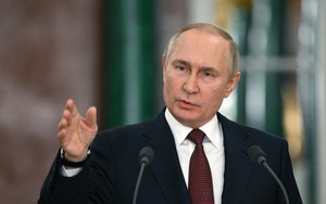 Tổng thống Nga khẳng định sẵn sàng liên lạc với Thủ tướng Đức