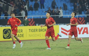 4 cầu thủ ĐT Việt Nam tập 'phụ đạo' sau trận thắng Myanmar