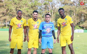 Tranh chấp tài trợ nước tăng lực VPF-HAGL: Bóng về chân bầu Đức