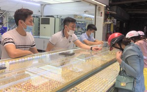 Nhiều hoạt động hút khách dịp Vía Thần tài 2023