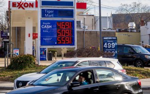 Giá dầu mỏ và giá vàng thế giới đồng loạt giảm