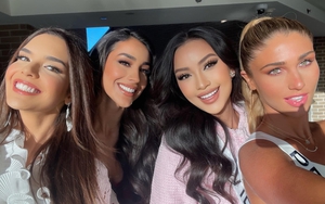 Ngọc Châu chung khung hình với các đại diện Miss Universe: Nhan sắc như búp bê barbie, 'phát sáng' giữa dàn mỹ nhân