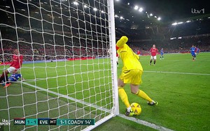 De Gea bị chỉ trích thậm tệ vì mắc sai lầm ngớ ngẩn