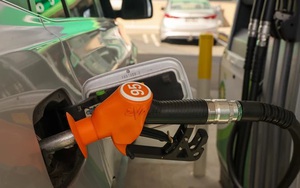 Giá dầu thế giới đi lên khi dự trữ dầu thô của Mỹ tăng thấp hơn dự kiến