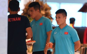 Tuyển Việt Nam ăn buffet trước trận gặp Indonesia