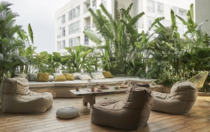 Có gì bên trong căn penthouse 470m2 như khu rừng nhiệt đới giữa lòng Sài Gòn?