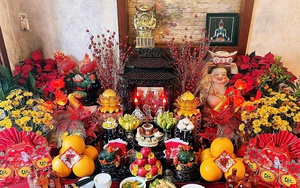 Người giàu thường chưng 7 vật phẩm này trên bàn thờ Thần Tài để mong giàu sang, 'tiền vào như nước'