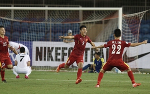 Bị xem là đội yếu nhất bảng, Việt Nam vẫn giành chiến thắng lịch sử và đoạt vé tới World Cup, khiến FIFA và AFC phải khen ngợi 