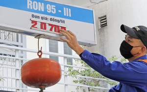 VPI dự báo giá xăng có thể giảm khoảng 9%