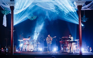 Tận hưởng 7 màn trình diễn tại 4 địa điểm khác nhau trong 'Phố Hàng Nhạc'