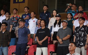 Chuyển nhượng V-League hôm nay 2/10: Cựu HLV U23 Việt Nam muốn nhận lương 'khủng', Thành Lương thử việc sao Việt kiều