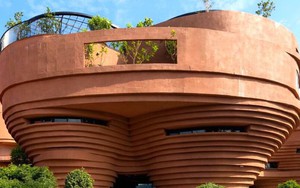 Check-in mỏi tay với tọa độ sống ảo Bát Tràng ngay lòng Hà Nội, tự tay trải nghiệm nặn gốm