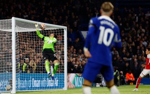 'Cầm vàng còn để vàng rơi', Chelsea để Arsenal cầm hòa trong ngày Mudryk lập siêu phẩm
