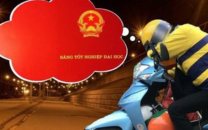 Đội nắng mưa chạy xe ôm cả ngày kiếm 150 nghìn mới thấm thía giá trị tấm bằng đại học