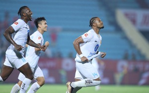 Bóng lăn trong tuần: Không quá bất ngờ