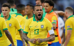 Phía kia của hào quang: Những ngôi sao vào tù ra tội trong năm 2023