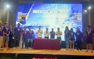 Bế mạc giải đua thuyền buồm Quốc tế và ván chèo đứng Quy Nhơn năm 2023