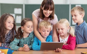 Phí trông trẻ ở Australia cao hàng đầu thế giới