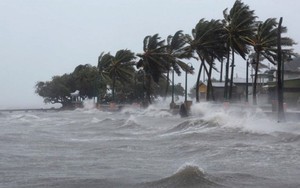 Bão số 4 di chuyển theo hướng Tây, cách Hồng Kông (Trung Quốc) khoảng 430 km
