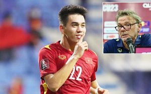 ĐT Việt Nam gặp khó với bài toàn hàng công, HLV Troussier đau đầu tìm cách 'kích nổ' Tiến Linh