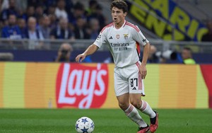 Tin bóng đá MU 8/10: Ten Hag bị chỉ trích gay gắt, mua tiền vệ 120 triệu