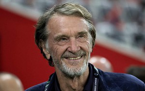 Tỷ phú Anh chốt thời hạn tiếp quản hoạt động bóng đá MU, sẽ mạnh tay sa thải 3 người