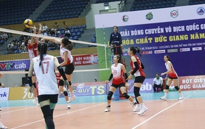 Bóng chuyền nữ Việt Nam nảy sinh vấn đề vô lý lớn khiến người hâm mộ ‘dậy sóng và bức xúc'