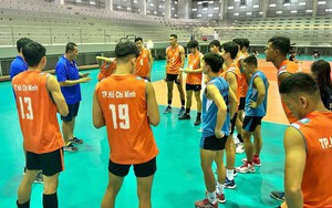 Tin nóng thể thao sáng 15/11: Philippines dùng bia thu hút CĐV, đội bóng chuyền Việt Nam gặp tình cảnh trớ trêu 