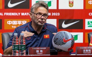Nhiều hoài nghi về danh sách triệu tập cầu thủ đá vòng loại thứ 2 World Cup 2026 của HLV Troussier