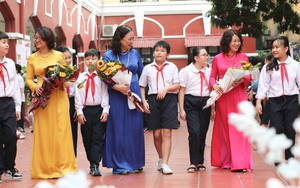 Mãi khắc ghi công ơn thầy cô - những người 'đưa đò' thầm lặng