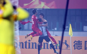 Bùi Tiến Dũng ghi bàn chốt hạ giúp đội Việt Nam giành chiến thắng lịch sử trước Iraq, AFC và truyền thông quốc tế khen ngợi