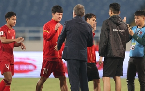 HLV Trần Công Minh: 'Đừng lo, ông Troussier vẫn dành chỗ cho Hoàng Đức'