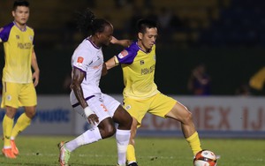 Tuấn Hải lập siêu phẩm, Hà Nội thoát vị trí cuối bảng với chiến thắng trước Bình Dương