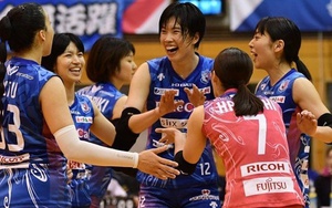 Thanh Thúy xuất sắc ghi điểm hàng loạt, PFU Blue Cats giành chiến thắng đầu tiên trong mùa giải mới ở Nhật Bản