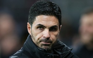 Arsenal có hành động bất ngờ với Arteta sau lời chỉ trích trọng tài ở trận thua Newcastle