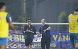 Đội tuyển Việt Nam và niềm tin cho HLV Troussier