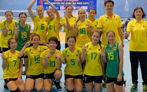 Ngôi sao ‘của hiếm’ 19 tuổi của làng bóng chuyền nữ Việt Nam bùng nổ ở giải VĐQG, sẽ thay Thanh Thúy đánh giải thế giới