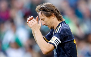 "Nguyên lão" Modric nổi giận