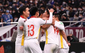 Hậu vệ 22 tuổi ghi bàn thắng lịch sử cho ĐT Việt Nam, buộc đội bóng đắt giá hơn 18 lần dứt mạch bất bại