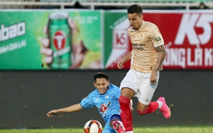 Dàn sao HAGL sa sút cùng HLV Kiatisuk