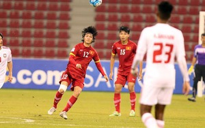'Đôi chân pha lê' của ĐT Việt Nam nhảy múa trước 6 hậu vệ Tây Á rồi lập siêu phẩm không thể cản phá