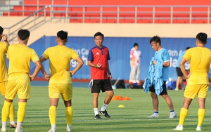 Nhà vô địch AFF Cup nhận trọng trách 'giải cứu' Khánh Hòa tại V-League