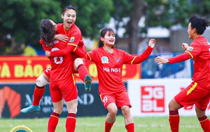Hải Yến đọ tài Vân 'Kante', Hà Nội 1 mơ Cúp vô địch bóng đá nữ Việt Nam