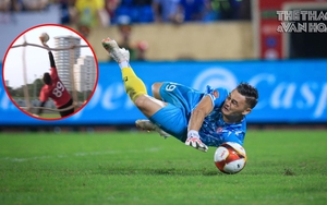 Thủ môn Việt kiều cản phá 'siêu phẩm' của cầu thủ từng ăn tập tại La Liga